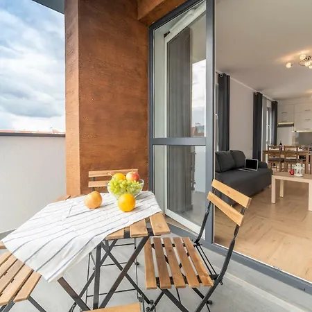 Jaskolcza 30 * 비드고슈치